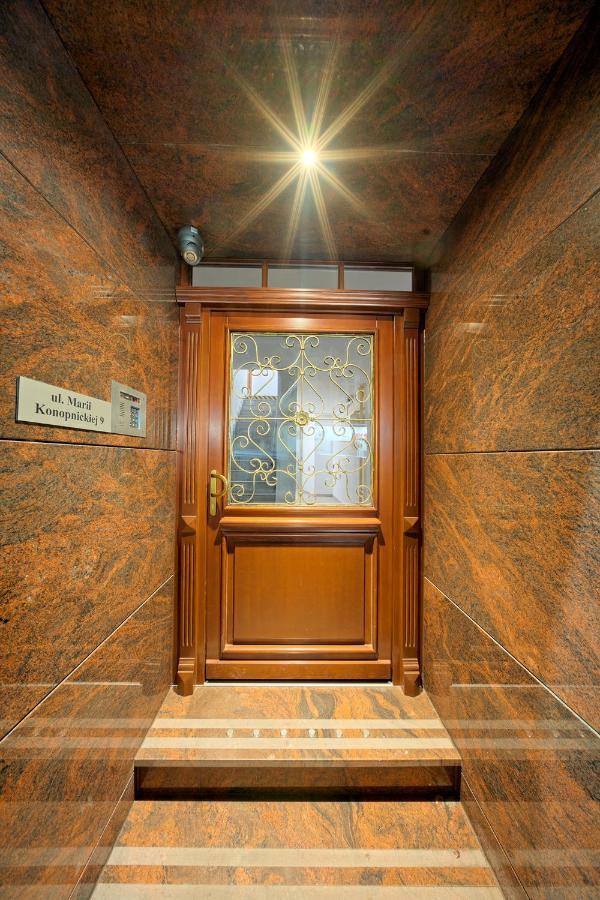 Villa La Val, Apartamenty Wałbrzych Buitenkant foto