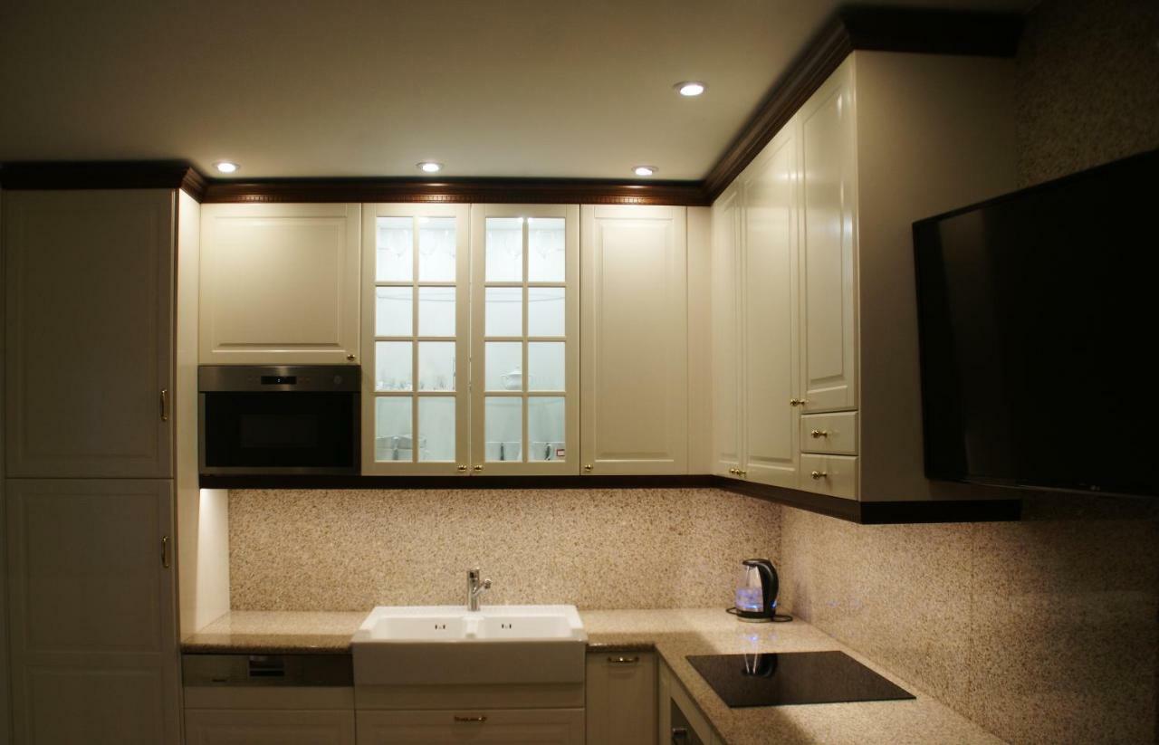 Villa La Val, Apartamenty Wałbrzych Buitenkant foto