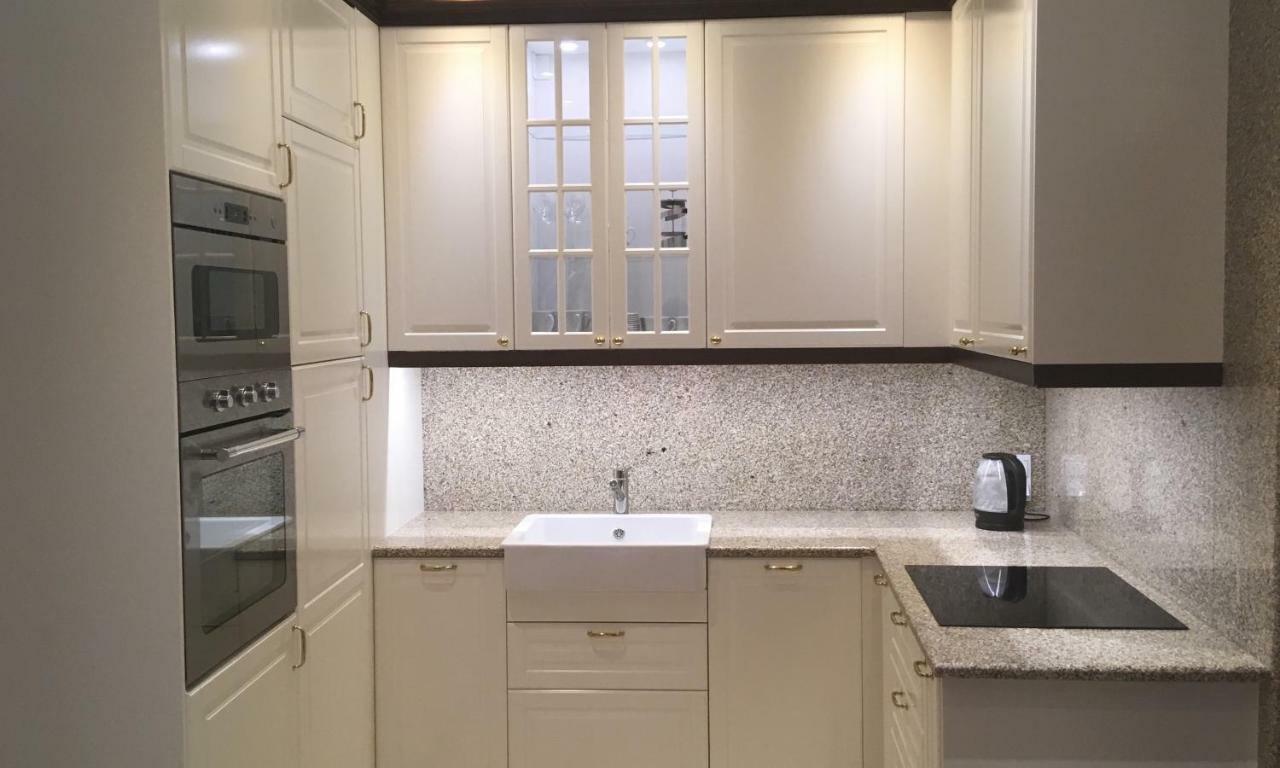 Villa La Val, Apartamenty Wałbrzych Buitenkant foto